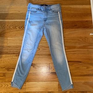 Hollister Cropped Skinny Jeans